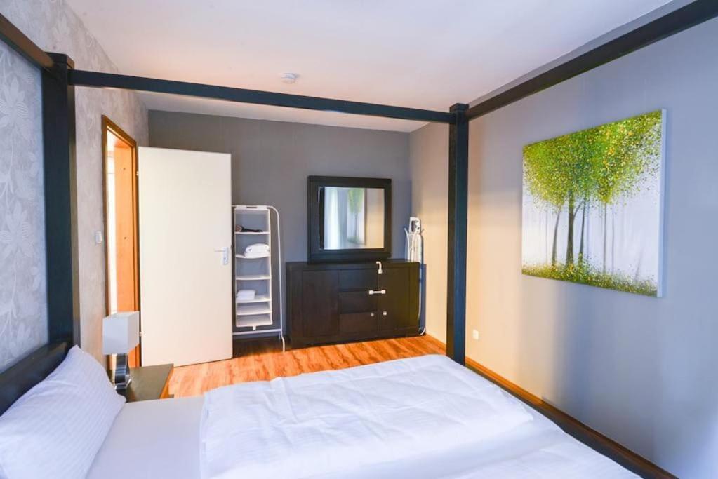 Comfortable 3 Room Apartment, Ideal For Messe Fair ハノーファー エクステリア 写真